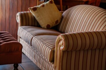 couch-480486_1920